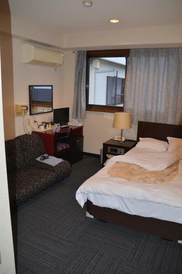 Business Hotel Top Inn Kagurano Wakayama Exteriör bild