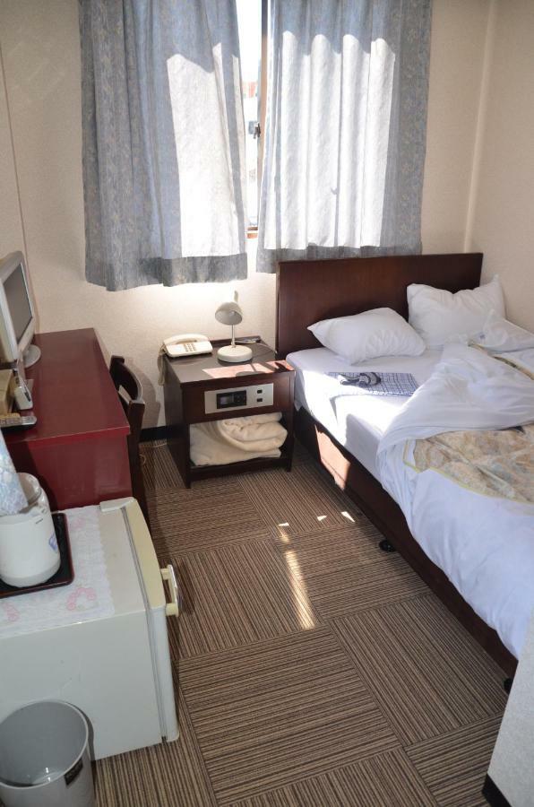 Business Hotel Top Inn Kagurano Wakayama Exteriör bild