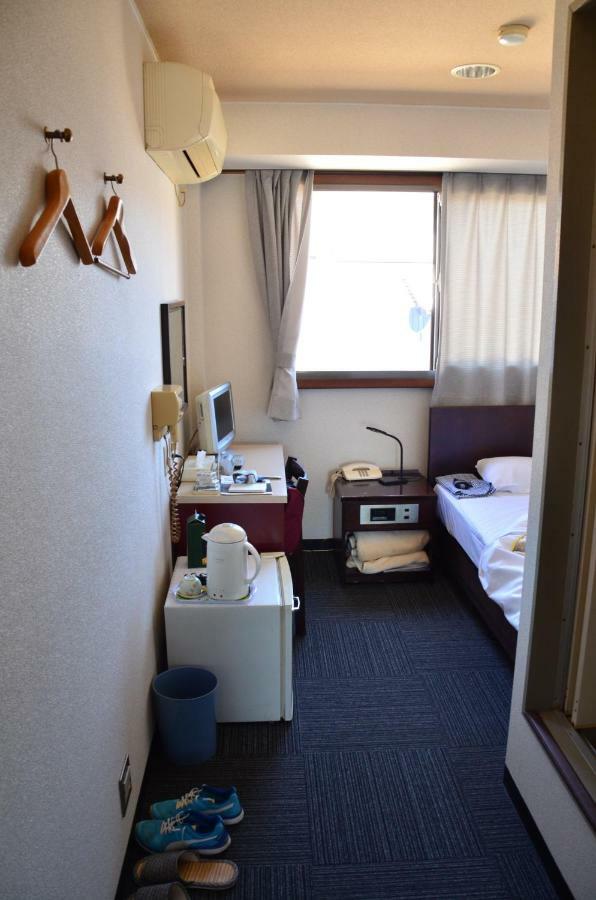 Business Hotel Top Inn Kagurano Wakayama Exteriör bild