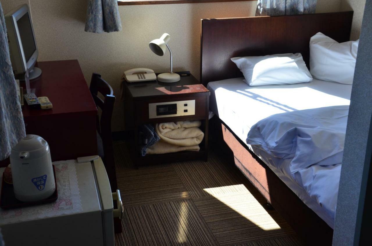 Business Hotel Top Inn Kagurano Wakayama Exteriör bild